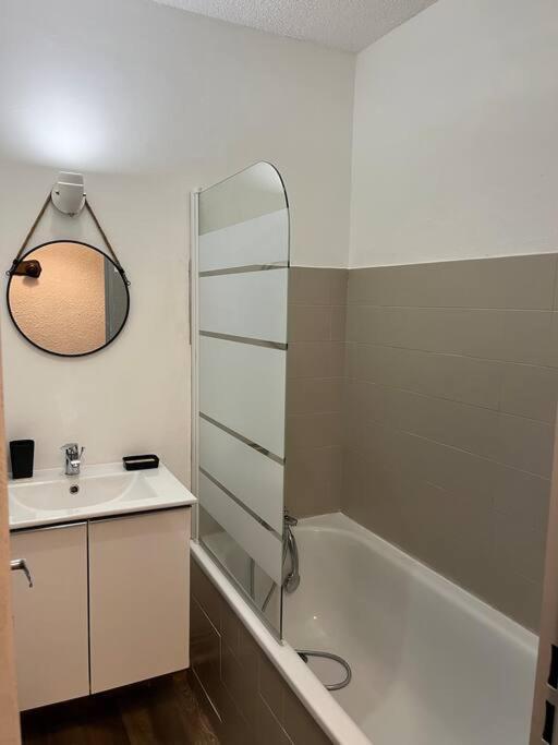 Gréoux-les-Bains Appartement Moderne & Chaleureux מראה חיצוני תמונה
